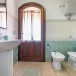 Casa De Dinu Casa de Férias *