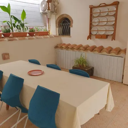 Casa De Dinu Hébergement de vacances SantʼAnna Arresi