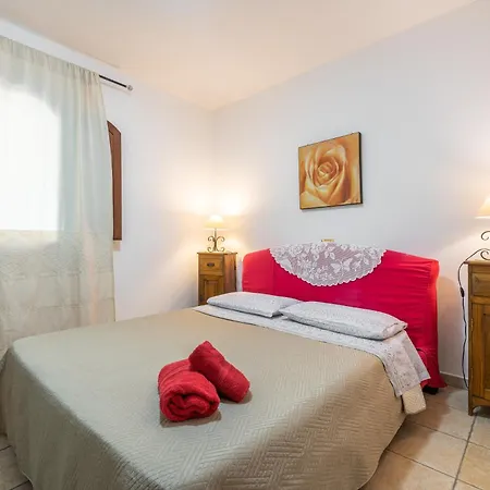 Casa De Dinu SantʼAnna Arresi